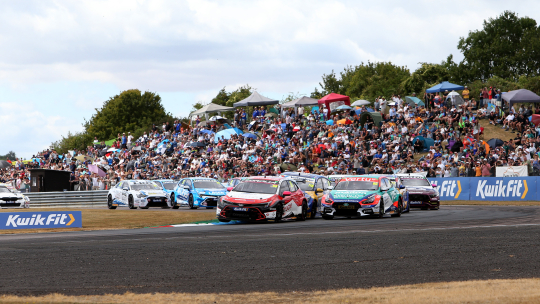 BTCC готовится к ежегодному визиту в Knockhill